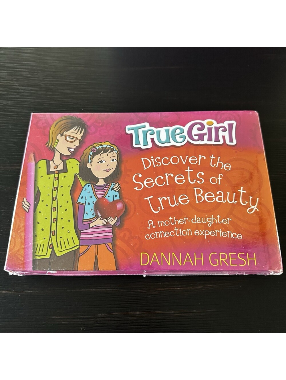 True Girl Boxed Set by Dannah Gresh Discover The Secret Of True Beauty Brand New